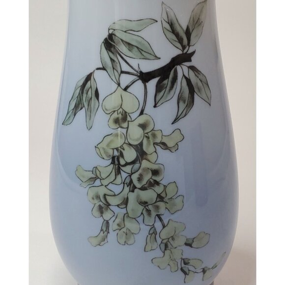 Bing Grondahl B&G Copenhagen Denmark Flowering Wisteria Porcelain Vase 7” Tall - Picture 2 of 4